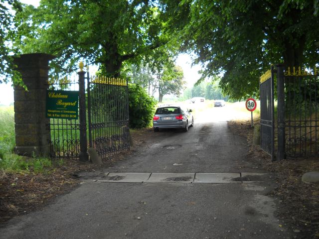 Photo 33